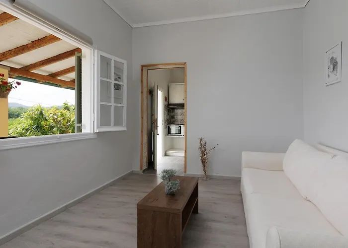 Casa de Férias In The Nature By Konnect, Ipsos Ágios Márkos